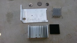7DDD14 4 PACK ALUMINUM HEAT SINKS AS SHOWN, GOOD CONDITION - $11.99