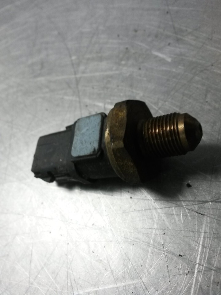 Engine Oil Pressure Sensor For 16-20 Toyota Tacoma  3.5 - $20.74