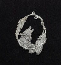 DreamCatcher Pewter Rhinestone Howling Wolf 3 Feathers Pendant - £12.31 GBP