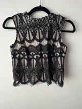 Xhiliration Tank Crop Top Women&#39;s Crochet Lace Black W/ Nude Lining Size S - $368.09 MXN