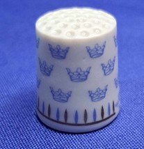 RORSTRAND SWEDEN PORCELAIN CROWNS FINE ILLUSTRATED CHINA SOUVENIR THIMBLE - £11.00 GBP