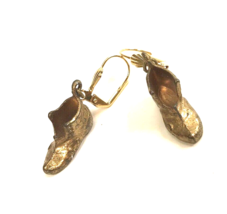Vintage Brass Shoe Earrings danglers fairy slippers victorian revival jewelry - £14.22 GBP