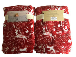Christmas Scandinavian Ellen DeGeneres Hand Towels Bathroom Set of 2 Red White - £24.98 GBP