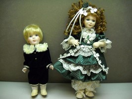 Set Of 2 Dolls 1 Boy In Blue Velvet Blonde Alberon &amp; Sankyo Music Box Doll Green - £11.48 GBP
