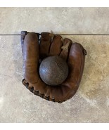 Vintage Bob Feller Baseball Glove with Ball - $164.12 CAD