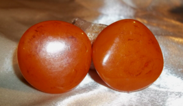Big  Chunky Vintage Butterscotch Bakelite Clip On Earrings 1.25&quot; - £15.78 GBP