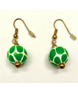 NEW ANGELA MOORE GREEN WHITE GOLD GIRAFFE CLASSIC BEAD EARRINGS PIERCED ... - $323.48 MXN