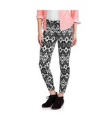 NEW Juniors No Boundaries Black White Print Soft Ponte Knit Skinny Pants... - $12.99