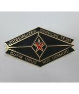 Vintage Specialized Services Team Quam UNUS NOS Domare Lapel Hat Pin - $79.87 MXN