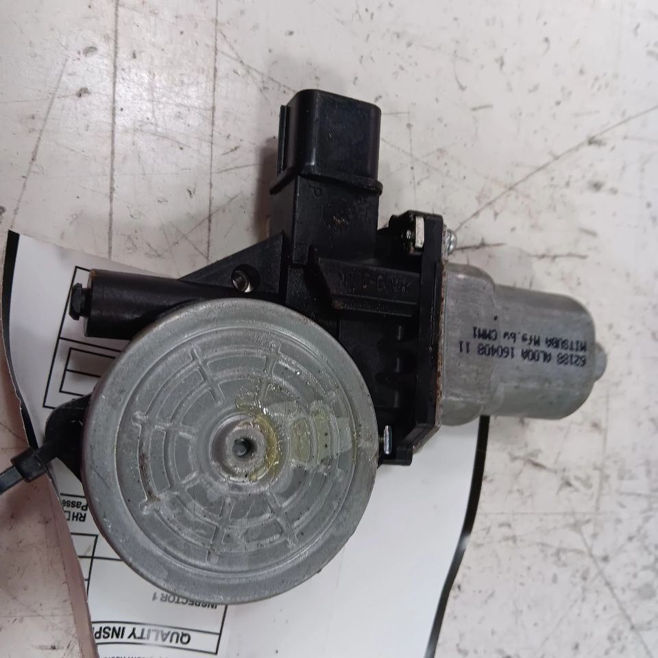 Legacy Outback Driver Left Rear Power Window Motor  2015 2016 2017 - $27.94