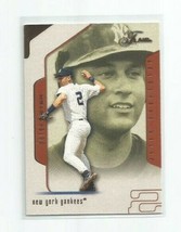 Derek Jeter (New York Yankees) 2002 Fleer Flair Card #2 - £3.92 GBP