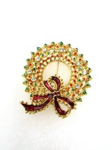 Vintage Gold Tone Red Green Christmas Bow Wreath Pin Brooch Clear Rhinestones - £14.15 GBP