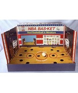 VTG 1980s NBA BAS-KET Cadaco Game Real Basketball in Miniature No. 167 - $782.87 MXN