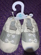 New Disney 12-18 Months Soft Baby Shoes Baby Dumbo inside shoe Hard Sole - £15.50 GBP