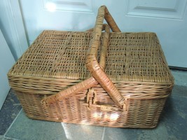 Vintage Wicker Picnic Basket Hamper 18x 12x 8 Suitcase handles wire reinforced - £33.80 GBP