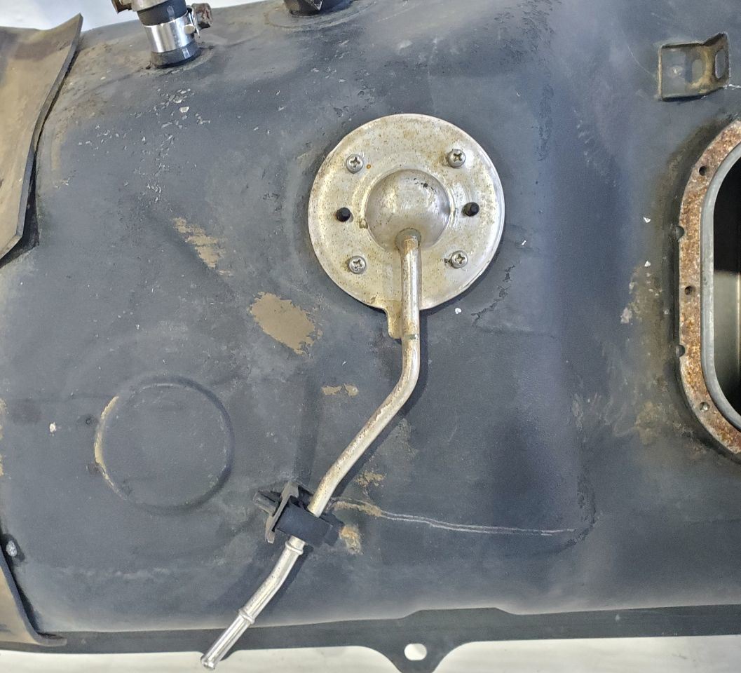 2001 Toyota Tacoma OEM Fuel Tank Standard Cab Base with Neck Item image 7