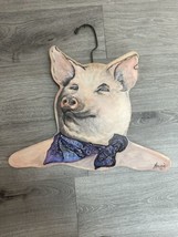 Vintage Pig Hog With Scarf Annie Rhinehart Stupell Wooden Wood Hanger - £23.97 GBP