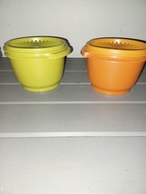 (2) Vintage Tupperware Bowls &amp; Lids Avocado Green &amp; Paprika #886-36, #812-55 - £10.35 GBP