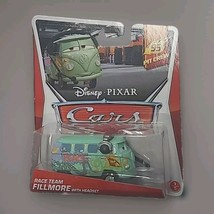 Disney Pixar Cars Race Team Fillmore w Headset 95 Pit Crew Diecast 1:55 ... - $239.06 MXN