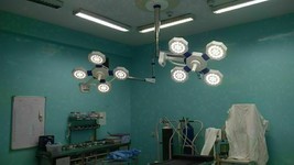 Examination Ceiling OT Light LED OT Surgery Operating Light Operation Theater  - £1,746.39 GBP