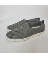 JSport Ladies Size 11 Floral Cutout Slip On Boat Shoe Gray Walking Comfort - $290.47 MXN