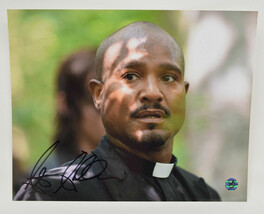 Seth Gilliam as the priest in The Walking Dead Signed Photo 8 x 10 COA - $654.66 MXN