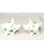 Small Vintage Irish Shamrock Pig Cruet / Salt &amp; Pepper Set - $520.88 MXN