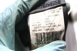 2004-2006 ACURA TL BASE REAR CENTER MIDDLE SEATBELT AND BUCKLE P5377 image 9