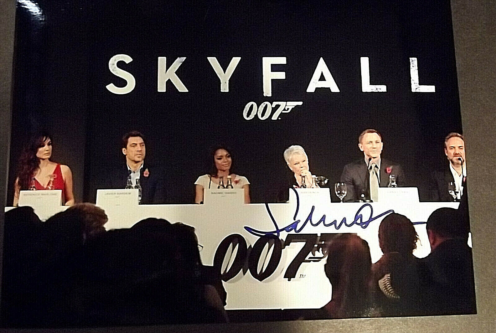 JAMES BOND:007 :SAM MENDES:DIR (SKYFALL) AUTOGRAPH AT PRESS CONFERENCE - £148.33 GBP