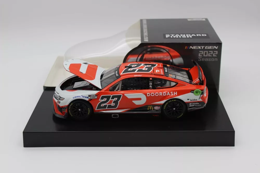 2022 DARRELL BUBBA WALLACE #23 DoorDash 1:24 Elite 194 - $134.98