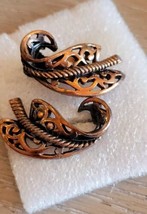 Vintage Aged Bronze Copper Art Deco Earrings Scroll Leaf Vine Clip On - £19.46 GBP