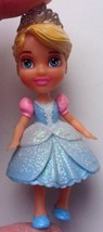 Disney Princess Sparkle Cinderella 3.5” Doll Figure - $75.95 MXN