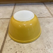 Vintage Pyrex 402 Bright Orange Yellow 1 1/2 Quart Mixing Nesting Bowl - $25.49