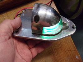 Accon Pop-Up retractable stainless Boat Bow Light  GREEN/Starboard - $74.00