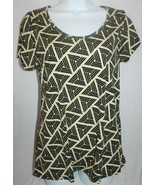 Lularoe Classic T Women&#39;s Shirt Top S/S High Round Neckline Cream Black ... - $27.42 CAD