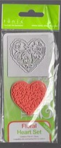 Tonic Studios. Floral Heart Stamp &amp; Die Set. Die Cutting Stramping Cardm... - $152.81 MXN