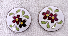 2 Vintage Red Flower Green Leaves on White Cloisonne Enamel Buttons 7/8 ... - $267.66 MXN