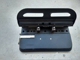 ACCO Swingline Heavy Duty 2 Hole Punch - £11.60 GBP