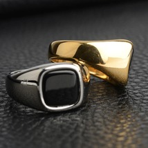 Black Onyx Stone Men&#39;s Ring Smooth 316L Stainless Steel Silver &amp; Gold Plated  - £17.68 GBP
