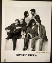 JULIA ROBERTS:ACTRESS: (MYSTIC PIZZA) ORIG,1988 MOVIE CAST PHOTO (CLASSIC) - $2,261.92 MXN
