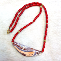 Beautiful patina Agate Amulet With Venetian Whiteheart Beads Necklace - $2,098.35 MXN