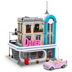 Downtown Diner 2480 Pieces Building Block Set - £148.62 GBP