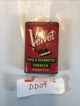 Vtg Velvet Pipe and Cigarette Tobacco Advertising Tin Smoker Smoke - £5.08 GBP