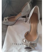 Veronica Beard Gadot Bow Metallic Silver Leather Heels Shoes Sandal $450... - €149,74 EUR