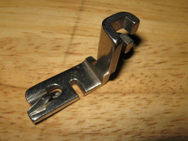 Singer Sewing Machine Low Shank Rolled 1/8 Hemmer Presser Foot Attachment  Simanco 35857