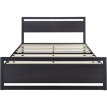 Queen Black Metal Platform Bed Frame with Wood Panel Headboard and Footboard - $7,785.99 MXN