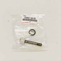 New Genuine OEM Toyota 84-92 4Runner Pickup Speedometer Driven Gear 3348... - $37.72