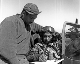 332nd Fighter Group Tuskegee Airman signing log - New 8x10 World War II ... - $8.81