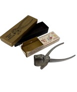 The Texan Nut Sheller By The York Nut Sheller Company In Original Box Vi... - $317.41 MXN