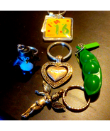 Adorable vintage keychain lot~angel~heart~penguin~I&#39;m 16~peapod - £20.12 GBP